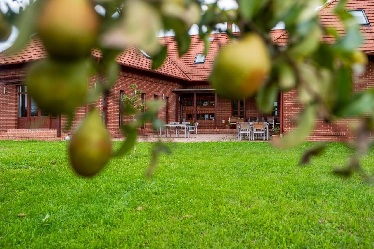 Naturpark Vendeghaz Alsoszolnok Exterior photo