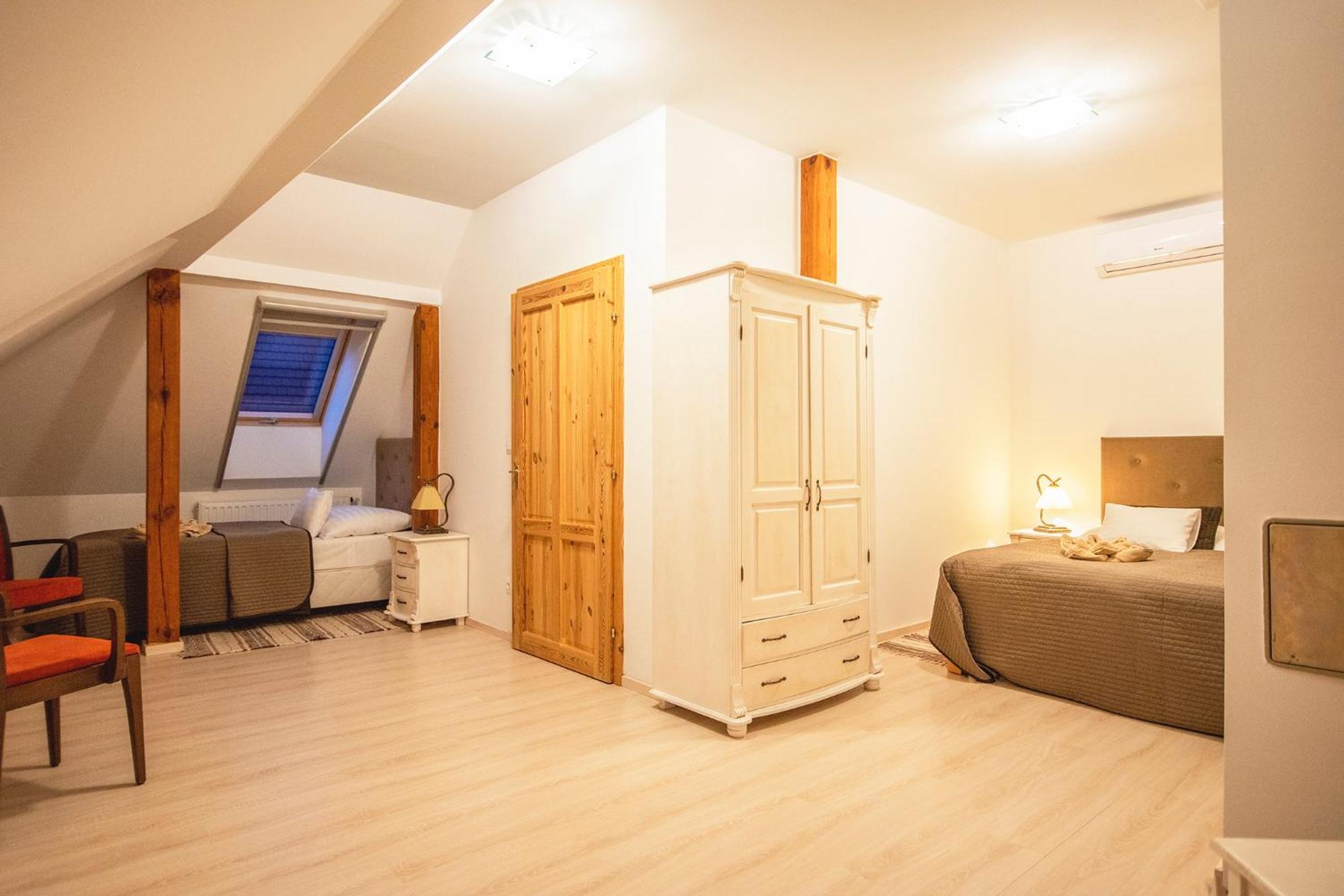Naturpark Vendeghaz Alsoszolnok Room photo